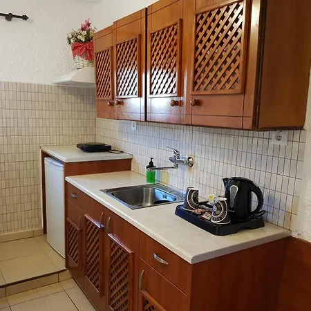 Abelonas Village Lejlighedshotel