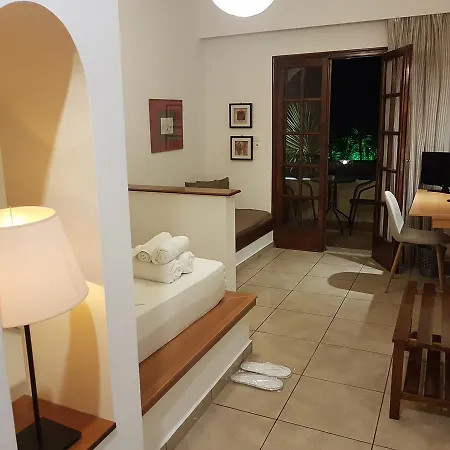 Lejlighedshotel Abelonas Village